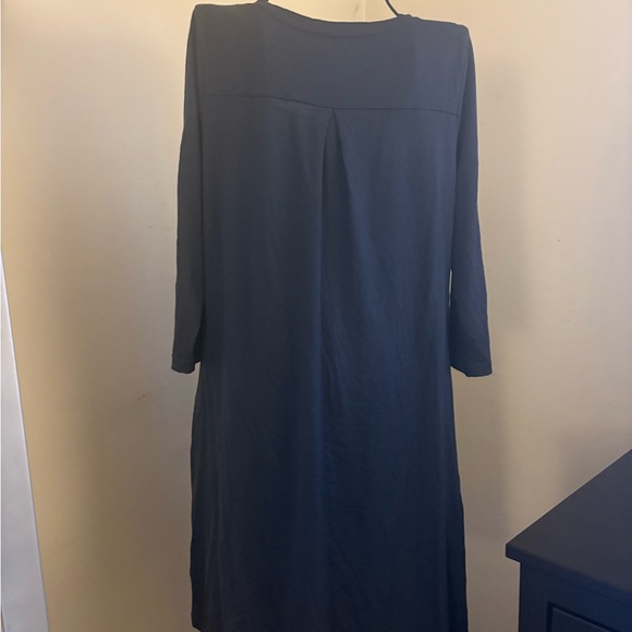 Wool& Willow - Picture 3 of 3